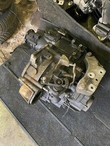 prevodovka 1.9tdi 77kw 4x4 6Q - 1