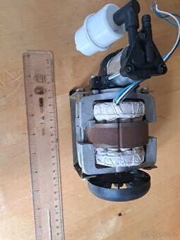 Elektromotor s odsávačkou 230v