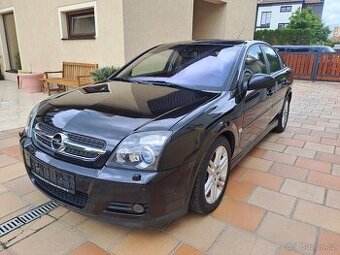 Opel Vectra 1.9 CDTI GTS - 1
