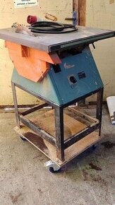Pila na dřevo, komunistická nostalgie
