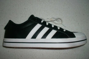 Adidas-Pohodlné tenisky, vel. 44 2/3.