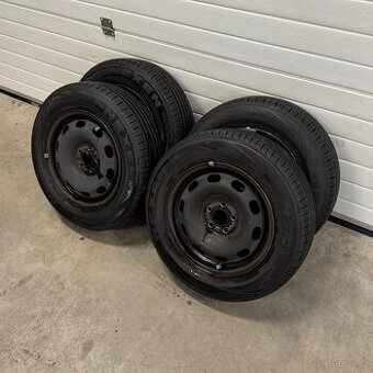 Sada kol Škoda - nové pneu 195/65 R15 Nexen, 5x100