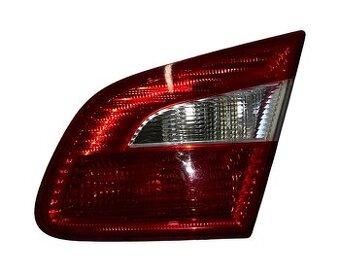 Pravé zadní kufrové světlo 3T5945094 Škoda Superb 2 sedan 09