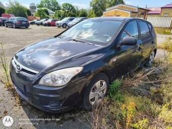 Hyundai i30 1.6crdi nepojízdné na ND jako celek