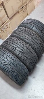 235/45/18 Continental WinterContact, DOT 2122, 8.8mm-8.6mm