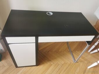 Pracovní stůl ikea MICKE