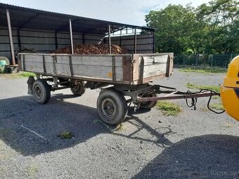 Valník za traktor 5t - 1