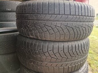 Zimní pneu 235/55/17