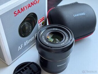 Samyang AF 45/1.8
