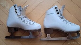 Brusle velikost EUR 29, UK 10,5