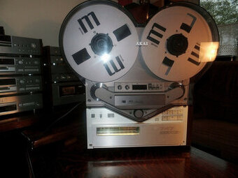 AKAI GX 747