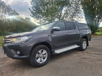 Toyota Hilux 2.4D-4D 6MT 4x4