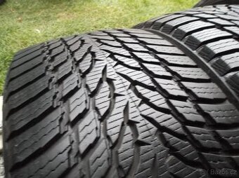 245/40/19 98V XL NOKIAN 2 KS ZÁNOVNÍ