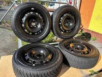 Zimní plechová sada 5x100 r15 + pneu 185/60/15 TOP STAV
