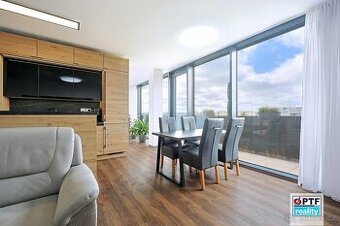 Luxusní Penthouse 2+kk s terasou, úložnou místností – Plzeň