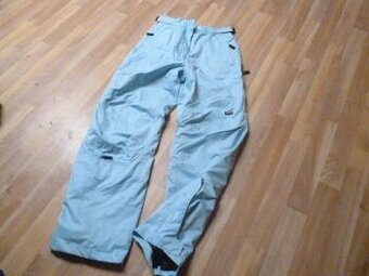 lyžařské kalhoty vel.M Trespass