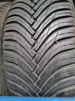 Zimní/celoroční pneumatiky MAXISS 205/55 R16 94V