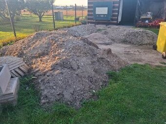 Hlína s opukou do zásypu, zdarma