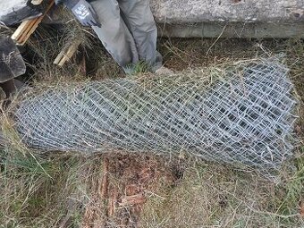 Pozinkované pletivo cca 20 m