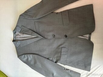 Chlapecký oblek 15let