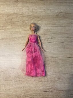 Barbie růžově šaty