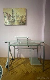 Prodám rozkládací skleněný PC stůl – variabilní - 1