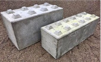 Betonové bloky "lego"