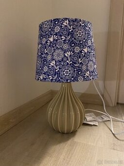 Dekorativní lampa