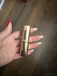 L’Oréal Paris Color Riche Free the Nudes krémová hydratační