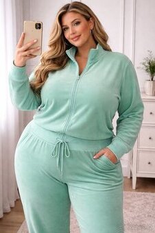 Dámská tepláková souprava 4XL