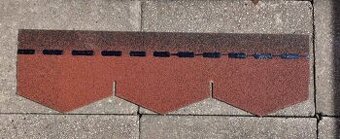 Bitumenový šindel - červený (hexagonal/včelí plást) - 47 ks