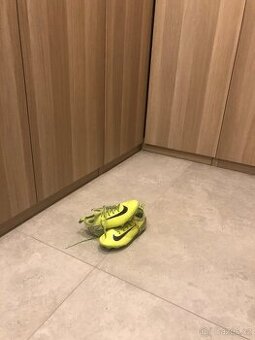 Prodám kopačky nike air zoom academy 16