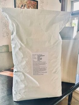 Alpaka a lama Granule - Gunyah výrobce NL