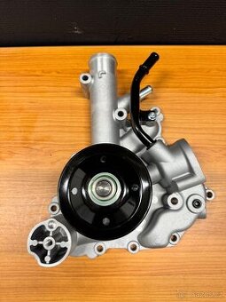 Dodge RAM 5.7 HEMI /Vodní pumpa Aisin