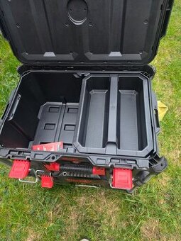 MMILWAUKEE PACKOUT™ box a na koleckach box