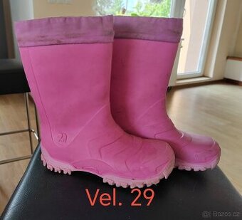 Růž. gumáčky vel. 29 se širokou špičkou