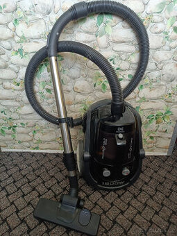 bezsáškový vysavač Daewoo 1800W