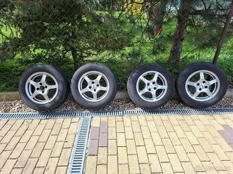 Litá kola Peugeot 4x108