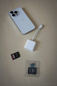 2v1 čtečka paměťových karet SD/MicroSD pro iPhone - 1