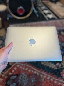 Apple Macbook Pro Retina 13 inch (2015) - perfektní stav