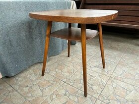 Dřevěný retro stolek