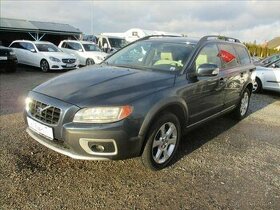XC70 2,4D5 136KW AWD Momentum Geartronic 2008