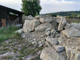 Okrasné kameny a labský kámen