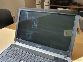 SAMSUNG NP-RV510 Notebook na opravu nebo na díly