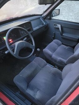 Škoda Forman rok 1992 1.3 Glx 135 L, najeto 90 tis km