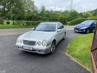 Mercedes w210 270 cdi manual - 1