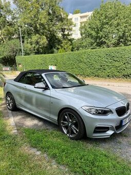 BMW M235i F23 - manuál