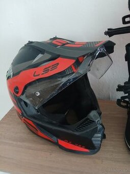 Enduro Helma Ls2 a boty TCX