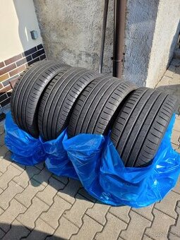 Bridgestone 285/40 r21