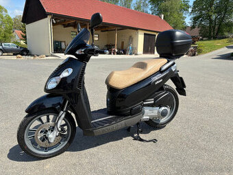 Piaggio Carnaby 125